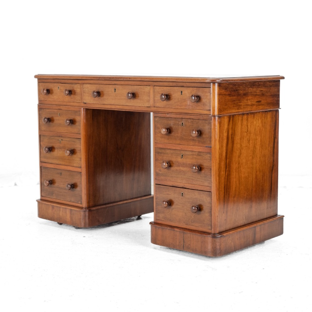 Victorian Mahogany Pedestal Desk with Leather Gilt Skiver circa 1880, Late 19th Century View XIII