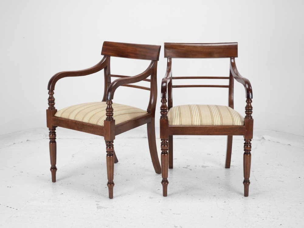 Pair of Regency Mahogany Bar-Back Elbow Chairs (Carvers), circa 1820 (Georgian Dining Armchairs 19th Century) View II