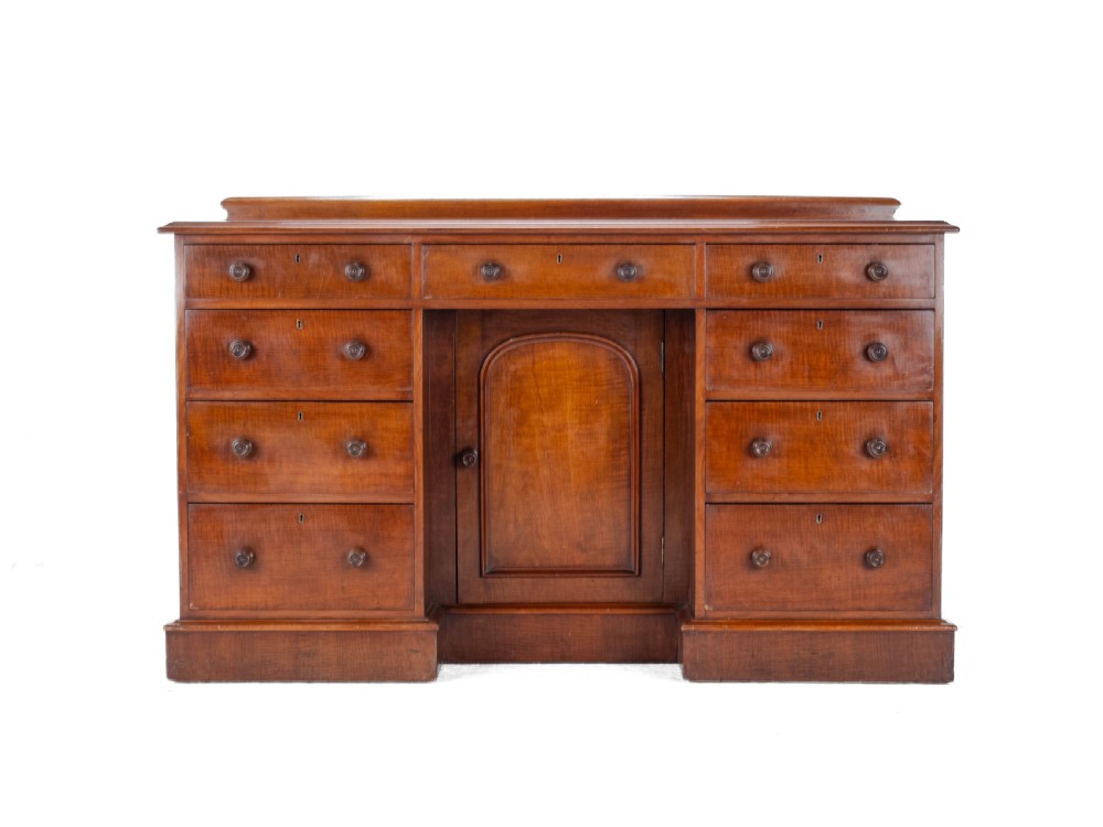 19th Century Victorian Mahogany Kneehole Desk, circa 1870 View II