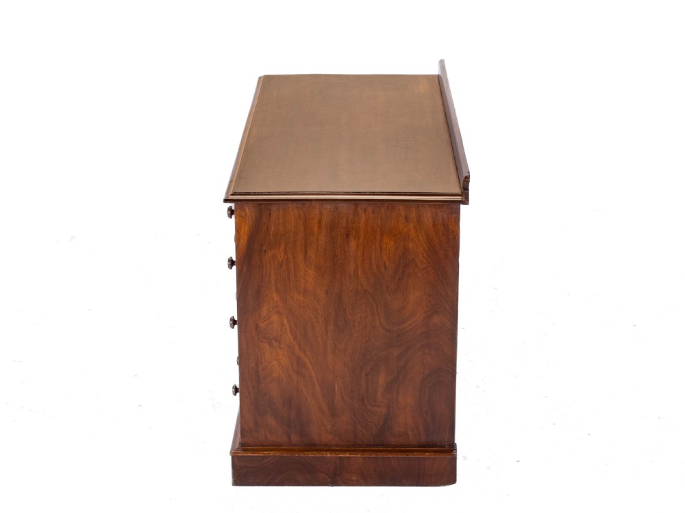 19th Century Victorian Mahogany Kneehole Desk, circa 1870 View X