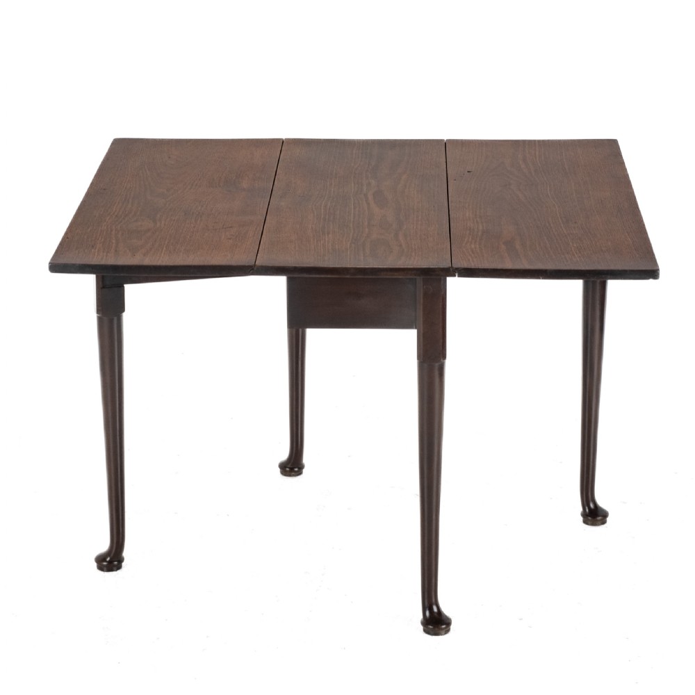 George II Cuban Mahogany Small Drop-Leaf Gateleg Table – (Georgian, Mid 18th Century, Pad Foot, Occasional / Dining Table Circa 1740 ) View II