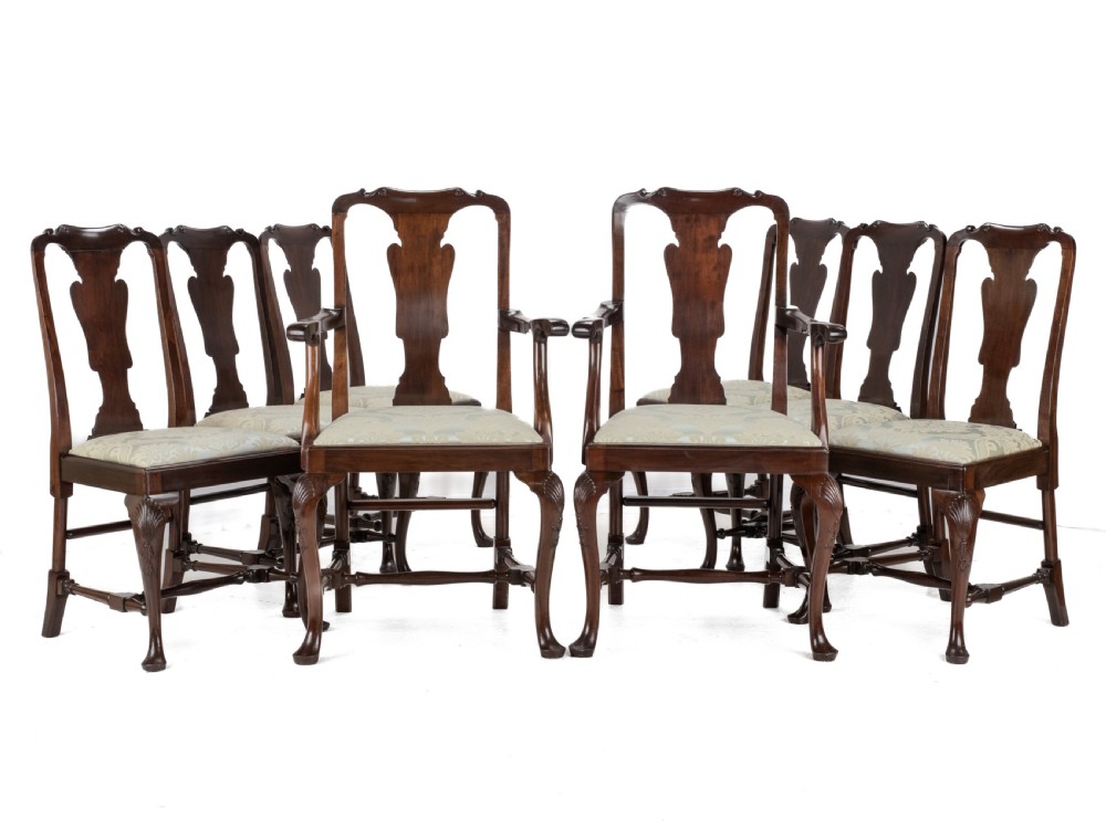 Edwardian Queen Anne Style Set of 8 Carved Mahogany Dining Chairs with Carvers by Waring & Gillow, circa 1905 (Georgian / George I / Armchair / Elbow Chairs)