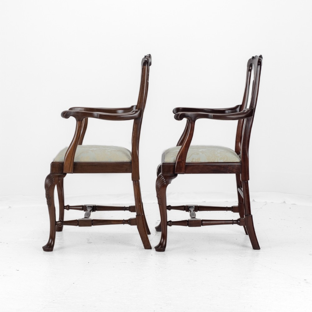 Edwardian Queen Anne Style Set of 8 Carved Mahogany Dining Chairs with Carvers by Waring & Gillow, circa 1905 (Georgian / George I / Armchair / Elbow Chairs) View VI