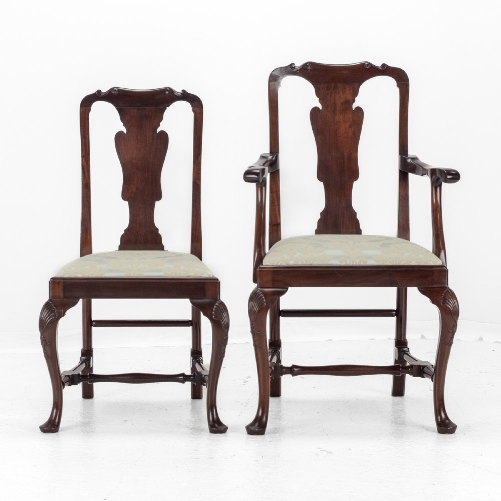 Edwardian Queen Anne Style Set of 8 Carved Mahogany Dining Chairs with Carvers by Waring & Gillow, circa 1905 (Georgian / George I / Armchair / Elbow Chairs) View XVII