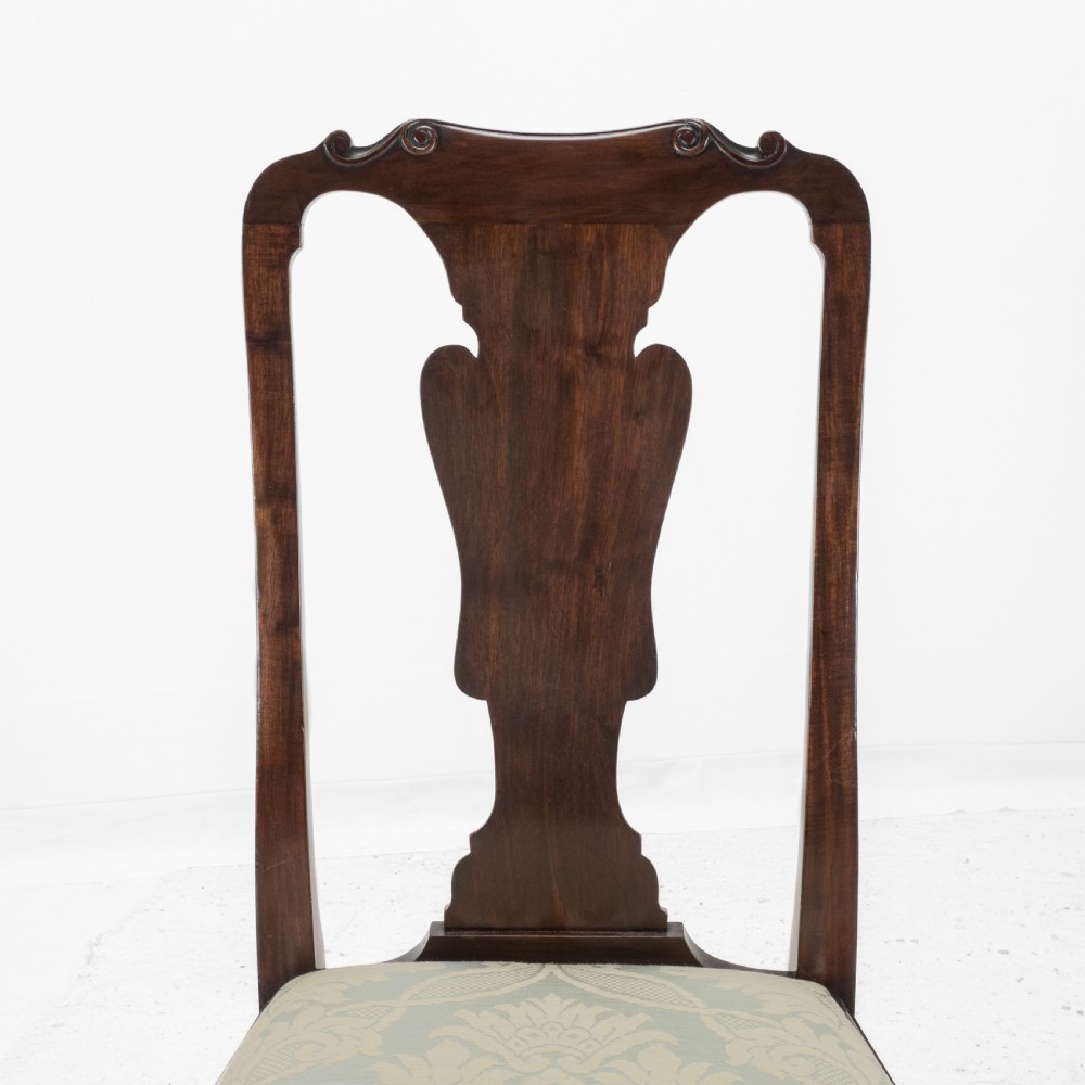 Edwardian Queen Anne Style Set of 8 Carved Mahogany Dining Chairs with Carvers by Waring & Gillow, circa 1905 (Georgian / George I / Armchair / Elbow Chairs) View XXV