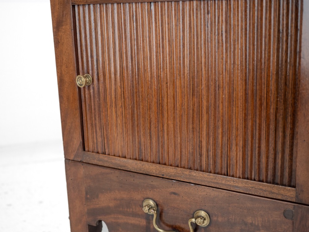 Georgian Mahogany and Boxwood Inlaid Gentlemans Washstand, Late 18th Century (George III, Folding Top, Mirror, Tambour Cabinet, Commode) View XX
