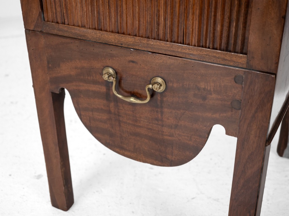 Georgian Mahogany and Boxwood Inlaid Gentlemans Washstand, Late 18th Century (George III, Folding Top, Mirror, Tambour Cabinet, Commode) View XXI