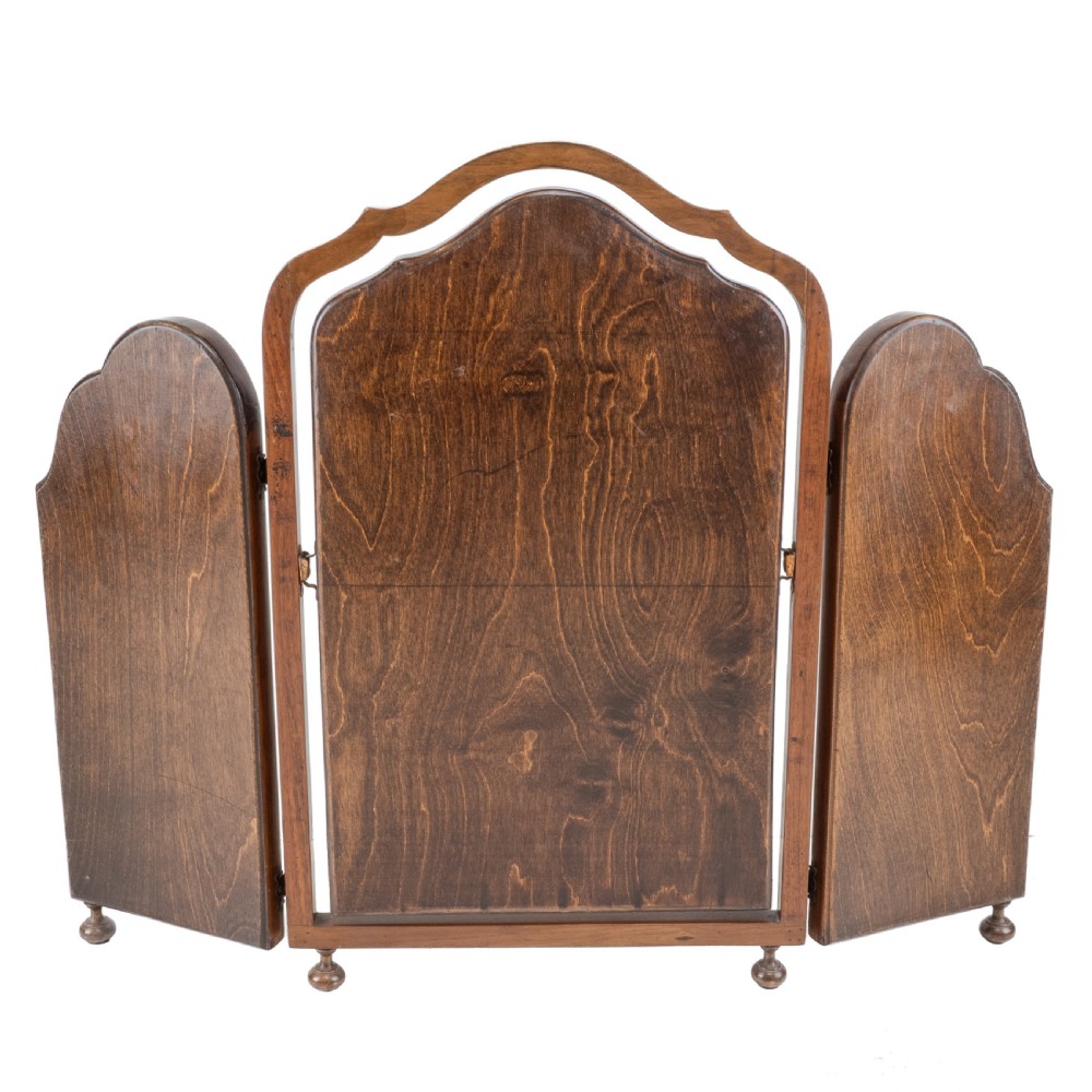 Queen Anne Revival Walnut Triptych Dressing Table Mirror, c.1920–1930 (Triple, Arched, Tilting) View IV