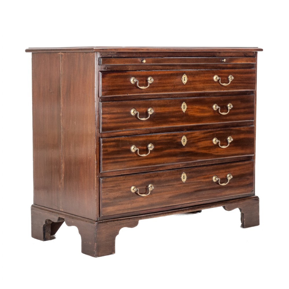 George II Mahogany Bachelors Chest of Drawers with Brushing Slide, c.1750 - Georgian View VI
