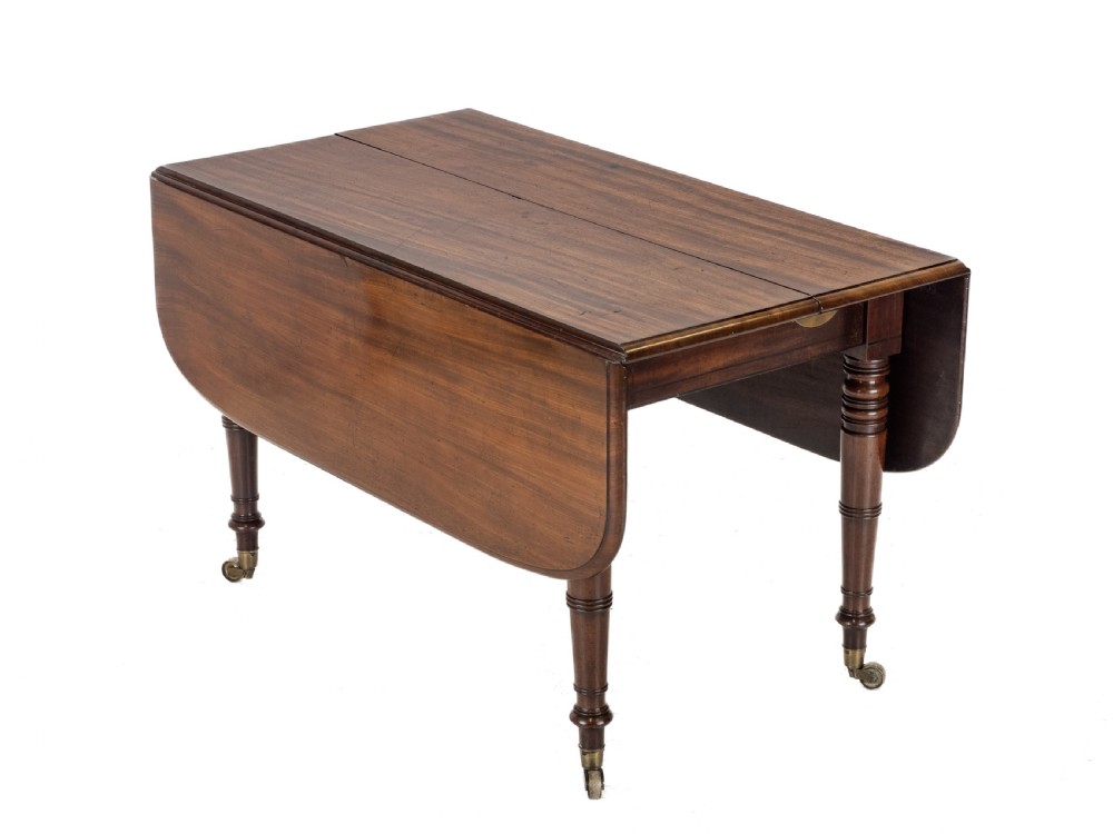Regency Metamorphic Mahogany & Ebony-Inlaid Extending Dining Table, c.1820 – Expands to 7ft 6in, Seats 8 View V