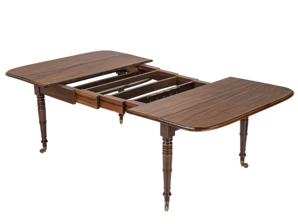 Regency Metamorphic Mahogany & Ebony-Inlaid Extending Dining Table, c.1820 – Expands to 7ft 6in, Seats 8 View VI