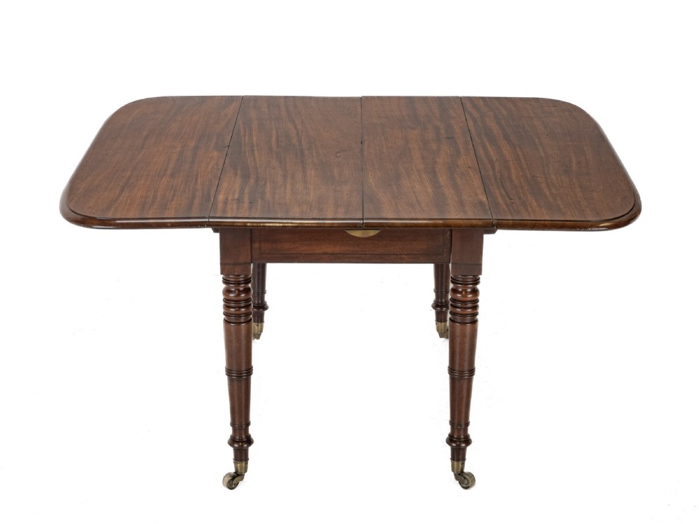 Regency Metamorphic Mahogany & Ebony-Inlaid Extending Dining Table, c.1820 – Expands to 7ft 6in, Seats 8 View XIII