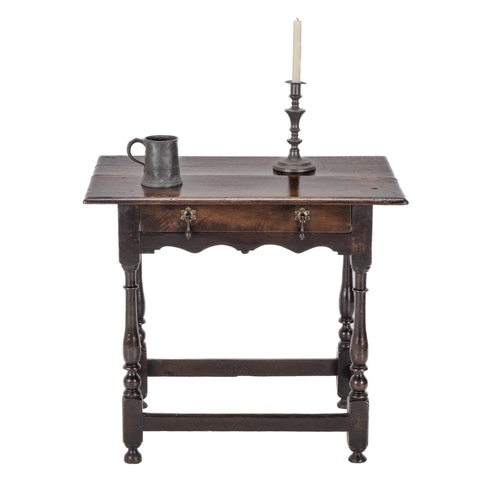 Early 18th Century English Oak Side Table with Drawer, Circa 1700–1720 (Georgian, George I) View VIII