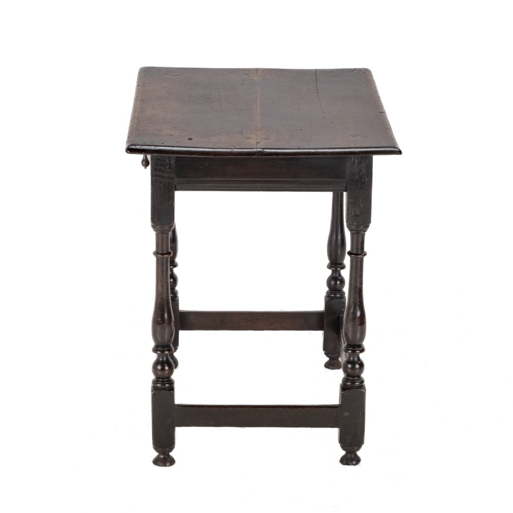 Early 18th Century English Oak Side Table with Drawer, Circa 1700–1720 (Georgian, George I) View X