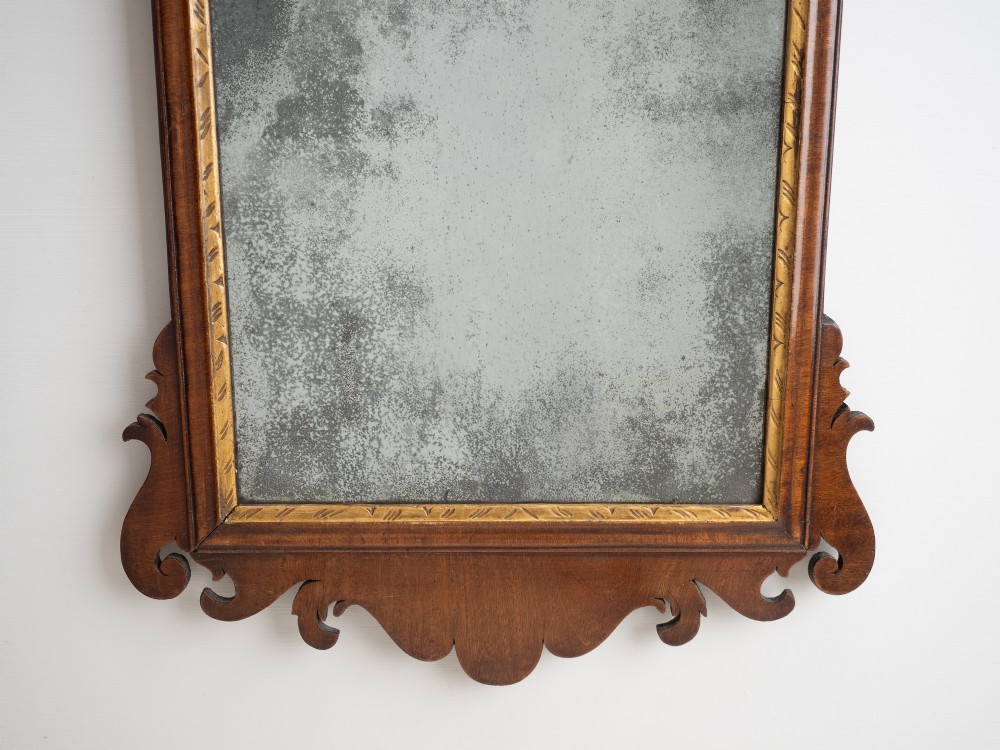Georgian Chippendale Period Mahogany Fretwork Pier Mirror with Gilt Ho-Ho Bird, c.1760 (George III, Mid-18th Century) View VI