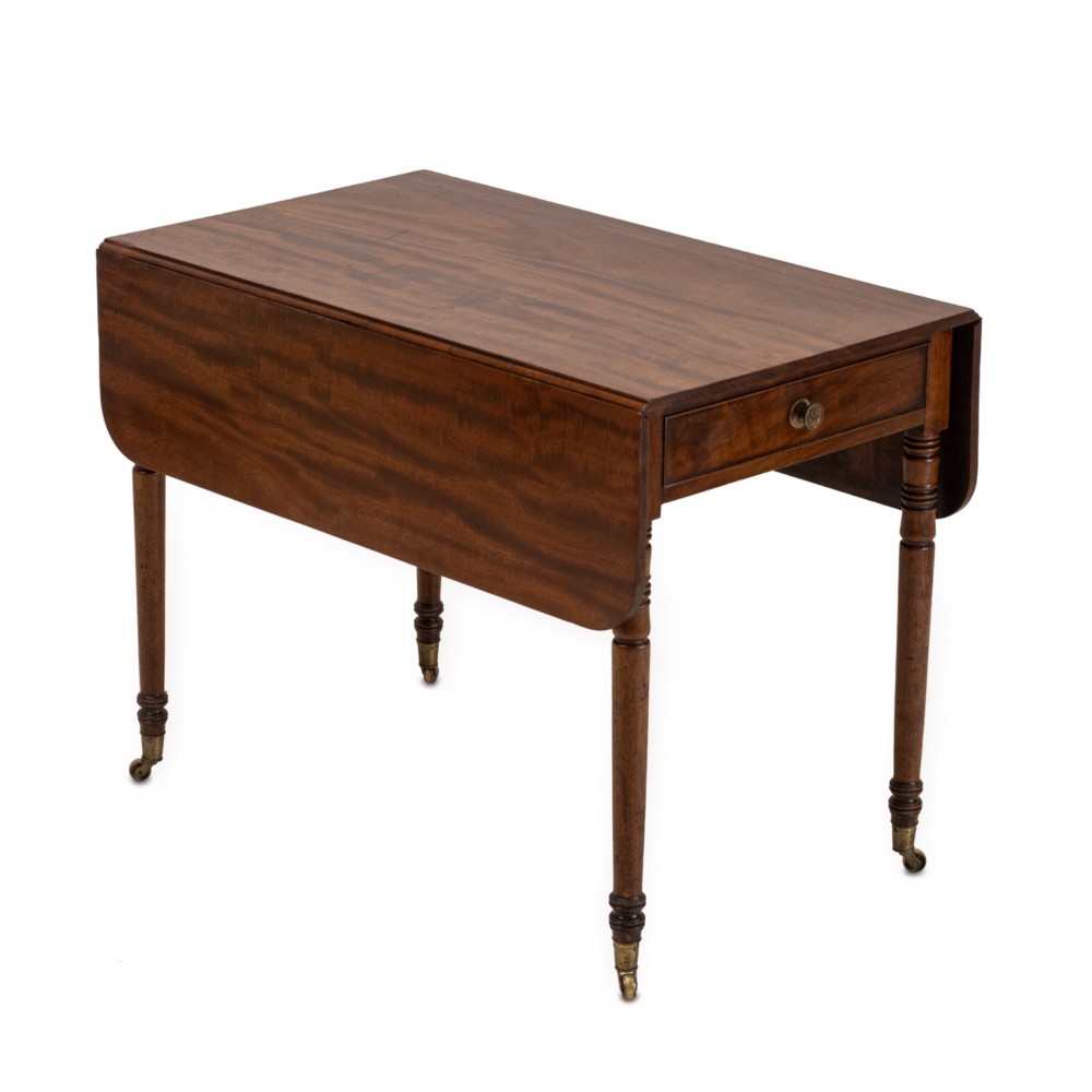 Late Georgian Mahogany Pembroke Breakfast Table c.1800–1820 View II