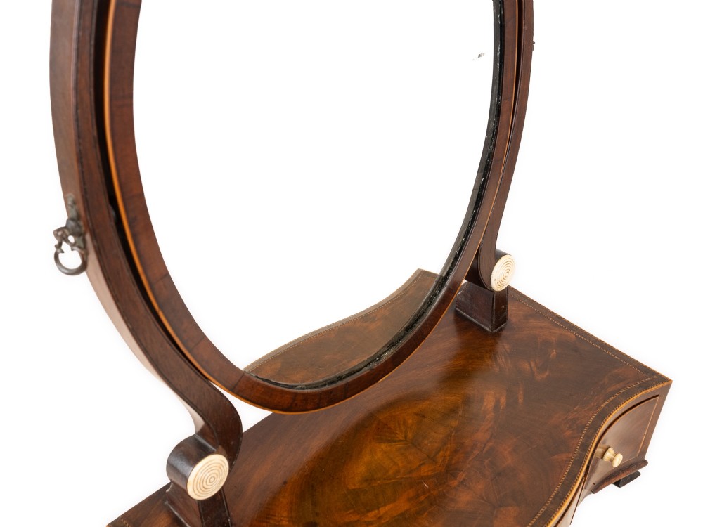 Regency Mahogany Serpentine Dressing Table Mirror, Three Drawers, Boxwood Stringing, c.1805–1825 View IV