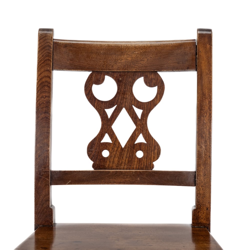 Pair of Early 19th Century English Elm Country Chairs, Circa 1800–1820 (Georgian, George III) View V