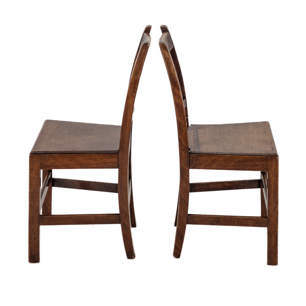 Pair of Early 19th Century English Elm Country Chairs, Circa 1800–1820 (Georgian, George III) View VIII