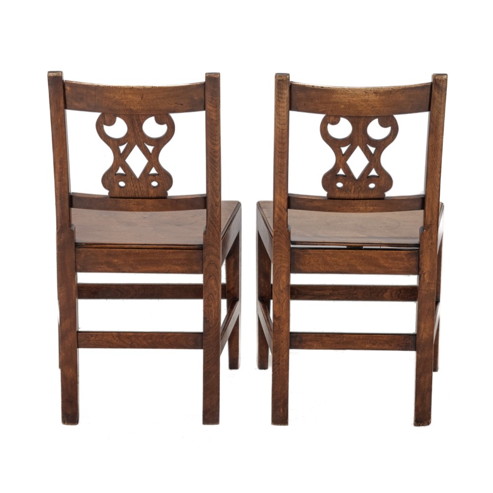 Pair of Early 19th Century English Elm Country Chairs, Circa 1800–1820 (Georgian, George III) View X