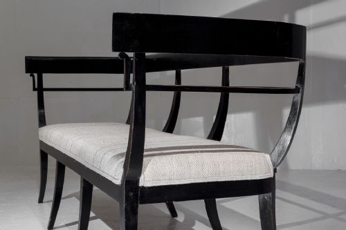 EARLY 19TH CENTURY EBONISED ITALIAN SOFA - ADDITIONAL PHOTO 2
