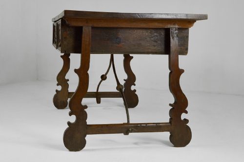 18TH CENTURY SPANISH TABLE - ADDITIONAL PHOTO 2