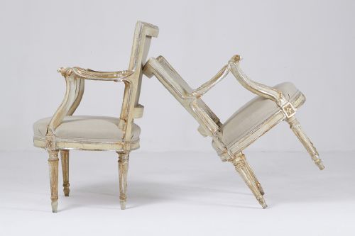 PAIR OF 18TH CENTURY SILVER GILT CHAIRS - ADDITIONAL PHOTO 1