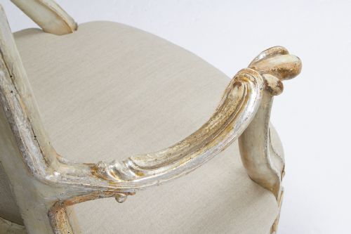 PAIR OF 18TH CENTURY SILVER GILT CHAIRS - ADDITIONAL PHOTO 6