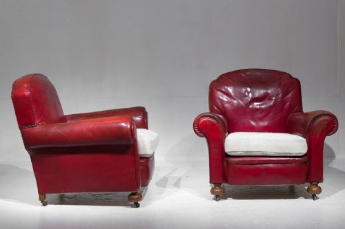 pair of english club armchairs - CATEGORY: ANTIQUE CHAIRS - DATED 1910