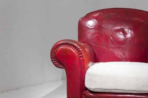 PAIR OF ENGLISH CLUB ARMCHAIRS - ADDITIONAL PHOTO 2