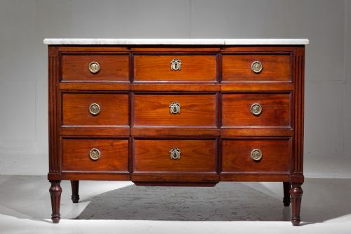 louis xvi mahogany commode - CATEGORY: ANTIQUE CHEST OF DRAWERS - DATED 18TH CENTURY