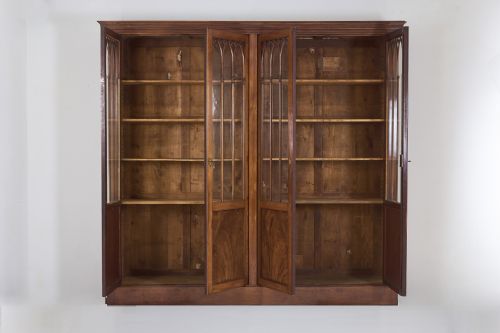EARLY 19TH CENTURY MAHOGANY BOOKCASE - ADDITIONAL PHOTO 2
