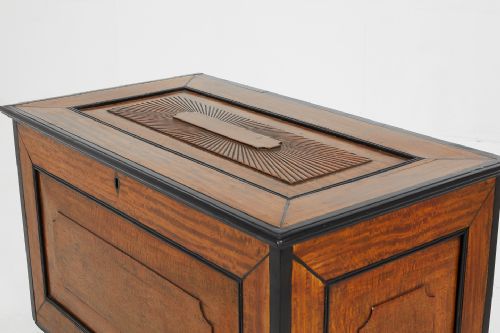 19TH CENTURY SATINWOOD AND EBONY CHEST - ADDITIONAL PHOTO 1