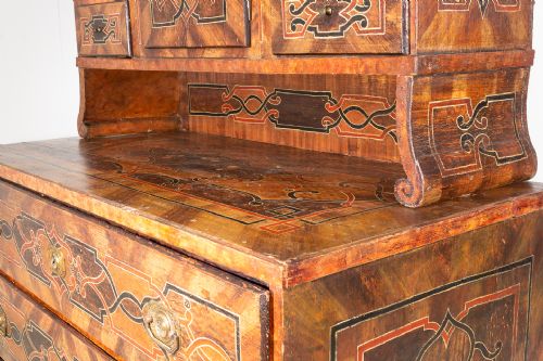 18TH CENTURY PAINTED CUPBOARD - ADDITIONAL PHOTO 3