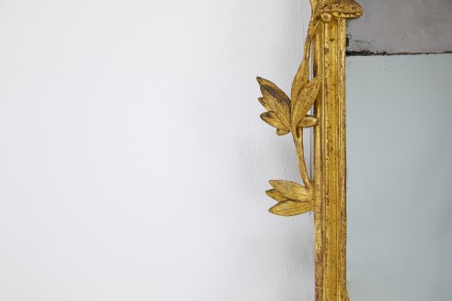 FRENCH CLASSICAL GILT URN MIRROR - ADDITIONAL PHOTO 3