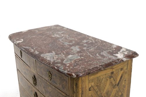 18TH CENTURY FRENCH PARQUETRY COMMODE - ADDITIONAL PHOTO 5