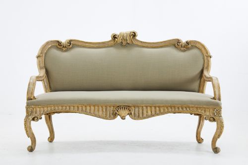 18th century italian sofa - CATEGORY: ANTIQUE SOFAS - DATED 18TH CENTURY