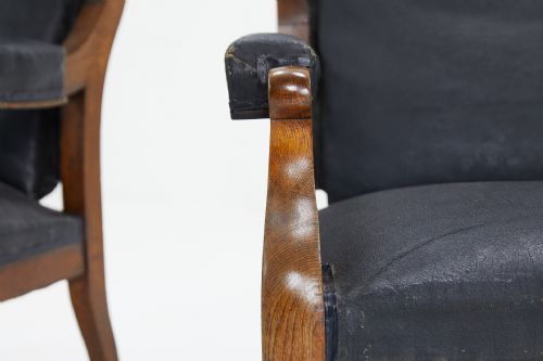 PAIR OF GRAND SCALE 19TH CENTURY FRENCH ARMCHAIRS - ADDITIONAL PHOTO 5