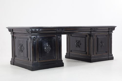 IMPORTANT 19TH CENTURY FRENCH DESK - ADDITIONAL PHOTO 1