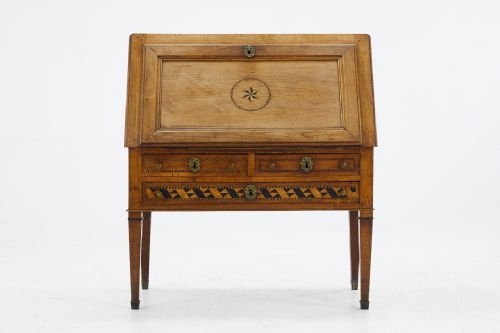 18th century french bureau - CATEGORY: ANTIQUE BUREAU - DATED 18TH CENTURY