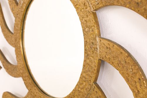 1960S LARGE DECORATIVE GILDED BRASS MIRROR - ADDITIONAL PHOTO 2