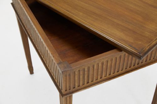 FRENCH 18TH CENTURY MAHOGANY TRAY TOP GAMES TABLE - ADDITIONAL PHOTO 4