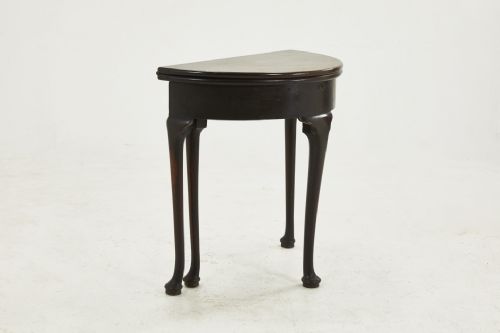 GEORGE II MAHOGANY PAD FOOT HALF ROUND TEA TABLE - ADDITIONAL PHOTO 3