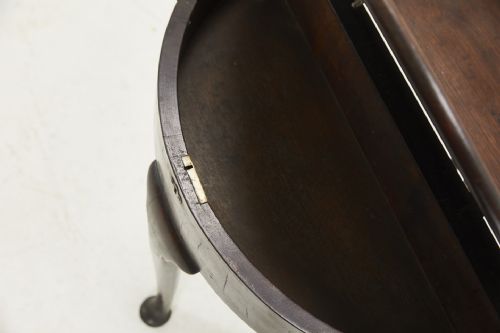 GEORGE II MAHOGANY PAD FOOT HALF ROUND TEA TABLE - ADDITIONAL PHOTO 5