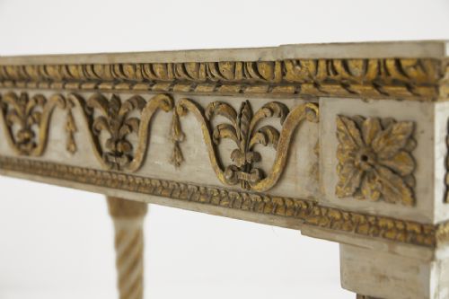LATE 18TH CENTURY ITALIAN CARVED GILTWOOD PAINTED CONSOLE TABLE - ADDITIONAL PHOTO 3