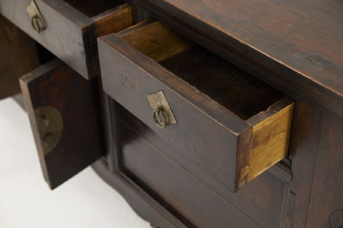 19TH CENTURY CHINESE ELM SIDEBOARD WITH CARVED DECORATION - ADDITIONAL PHOTO 2
