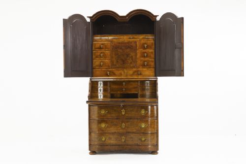 18TH CENTURY GERMAN DOUBLE DOME WALNUT BUREAU CABINET - ADDITIONAL PHOTO 7