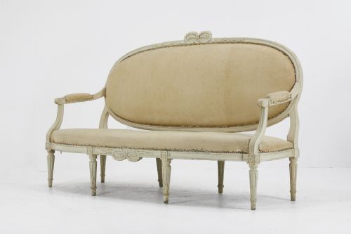 18th century walnut kingwood commode circa 1780 - CATEGORY: ANTIQUE SOFAS - DATED 18TH CENTURY
