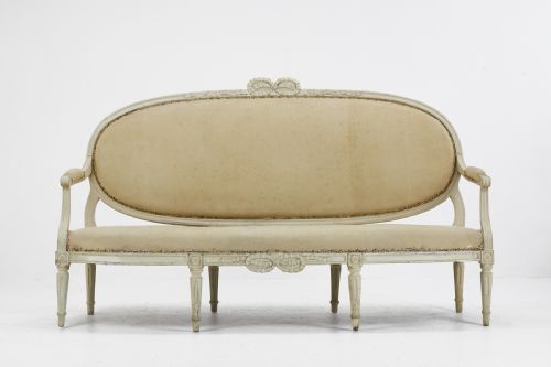 18TH CENTURY WALNUT KINGWOOD COMMODE CIRCA 1780 - ADDITIONAL PHOTO 1