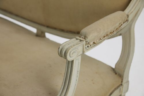 18TH CENTURY WALNUT KINGWOOD COMMODE CIRCA 1780 - ADDITIONAL PHOTO 4